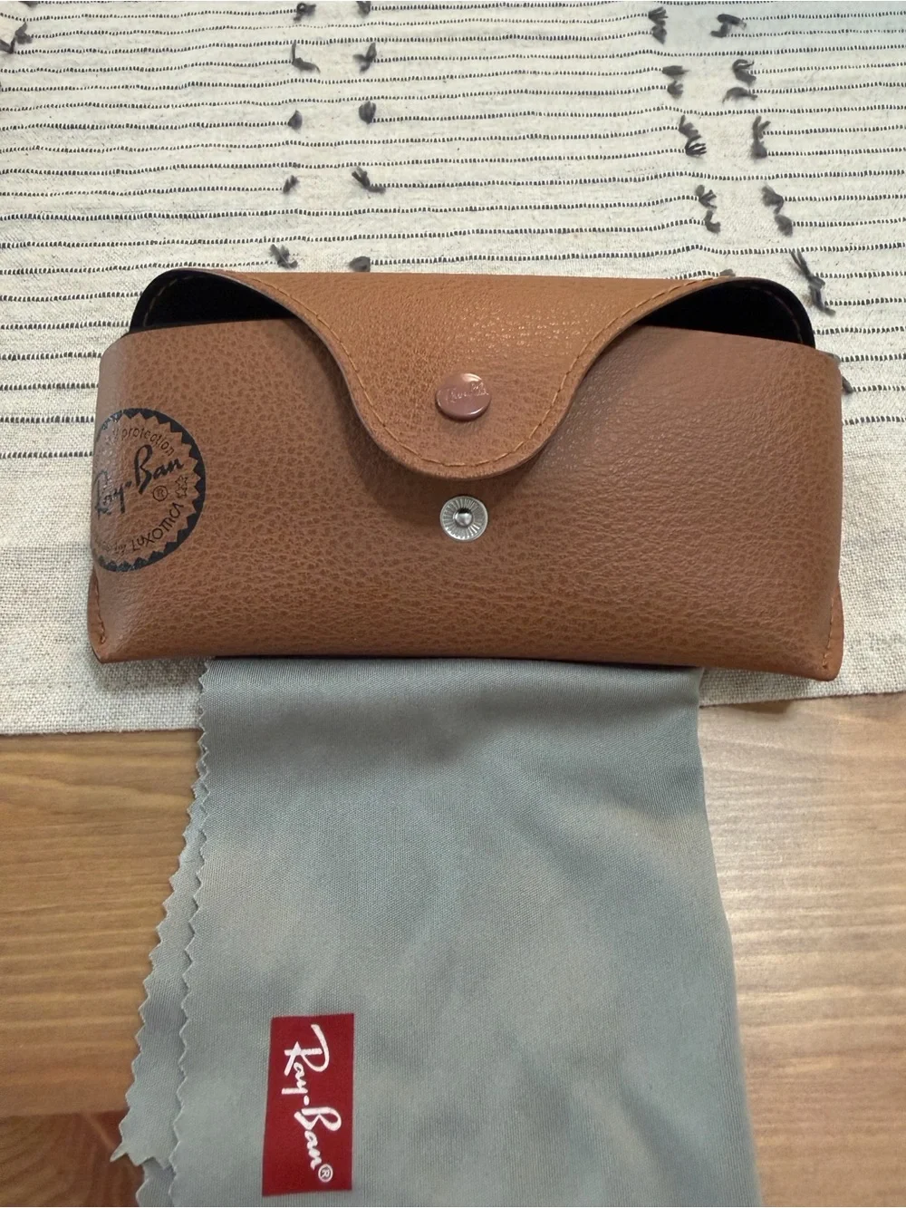 Ray-Ban Unisex Sunglasses, RB4361 52